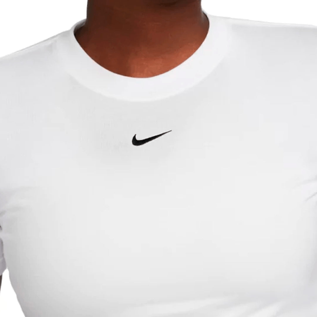 Camiseta Nike Sportswear Feminino