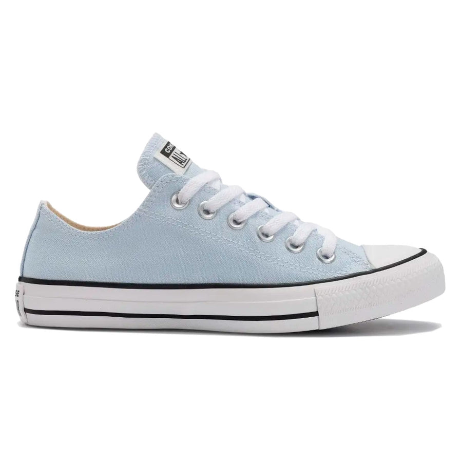 Tênis Converse Chuck Taylor Feminino — Lona azul-clara, a cor Superlua