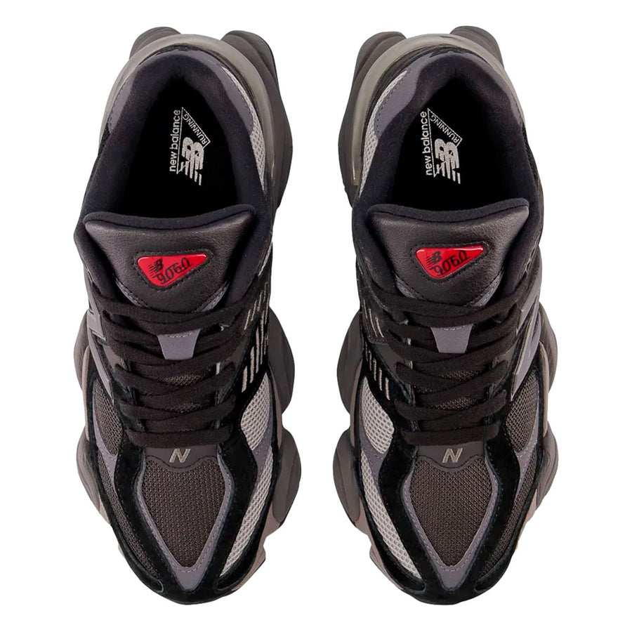 Tênis New Balance 9060 Unissex — Couro de verdade no cabedal