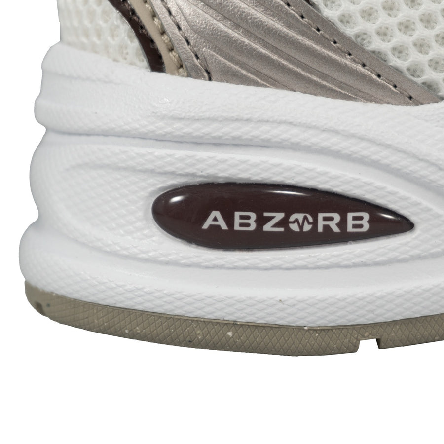 Tênis New Balance 530 Feminino — A espuma assina o próprio nome