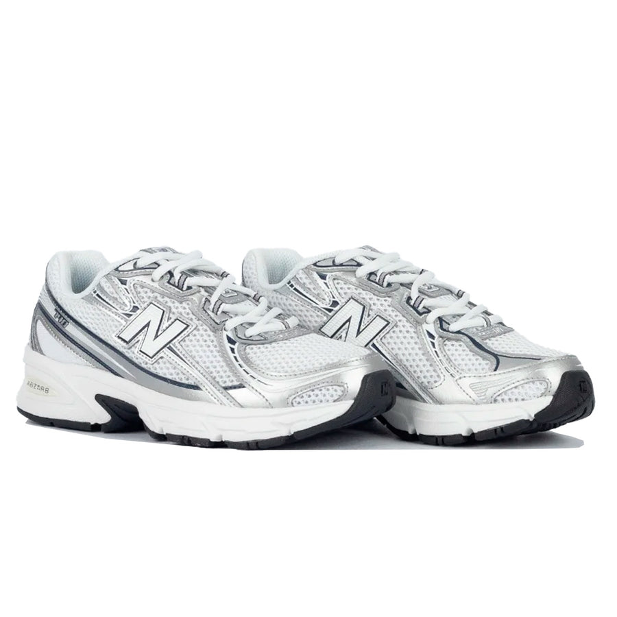 Tênis New Balance 740 Unissex — Cabedal que deixa o pé respirar