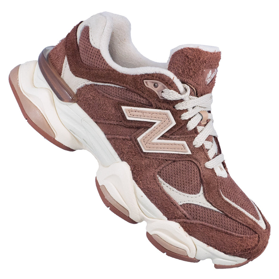Tênis New Balance 9060 Unissex — Amortecimento pensado para ficar em pé o dia todo