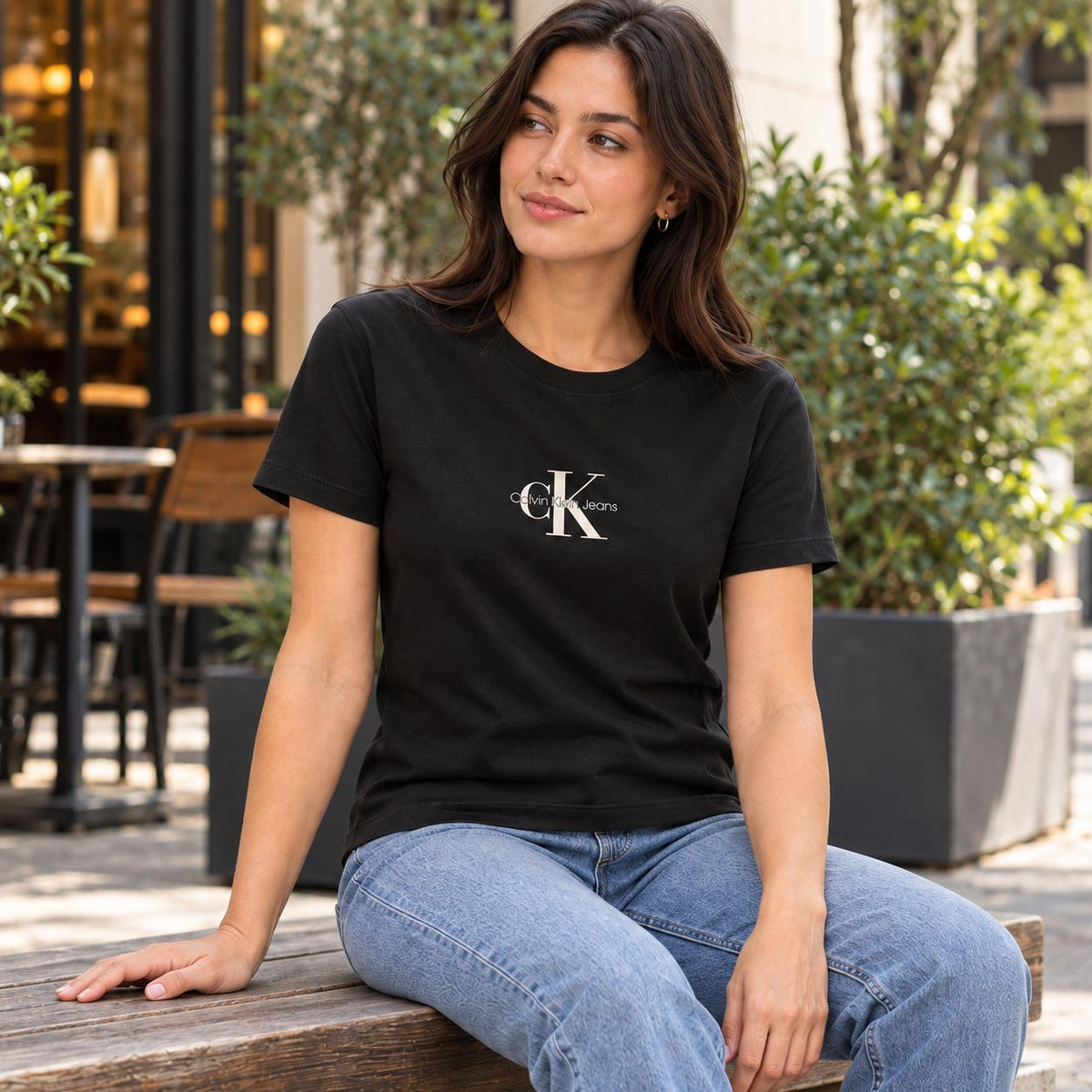 Camiseta Calvin Klein Reissue Feminino