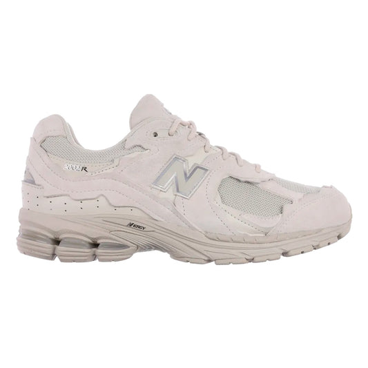 Tênis New Balance 2002R