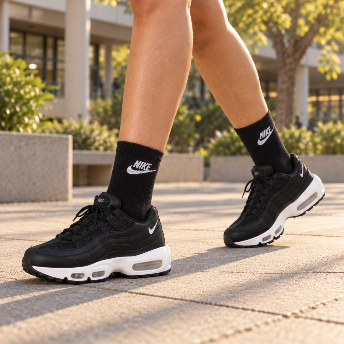 Detalhe dos produtos: Tênis Nike Air Max 95 Feminino