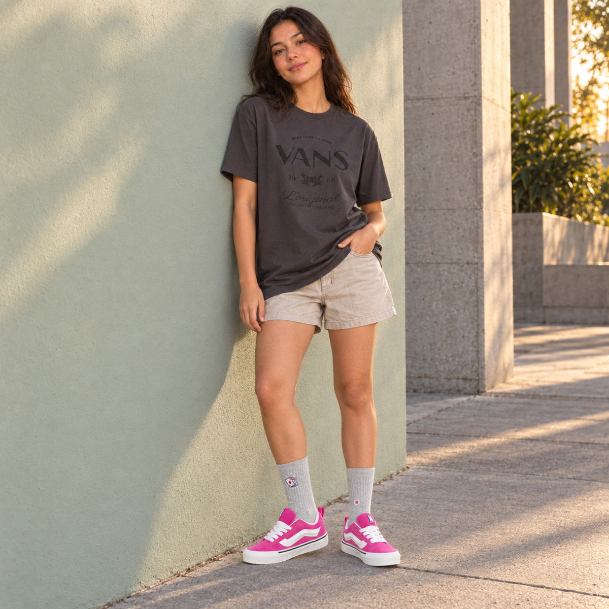 Look completo em pé: Tênis Vans Knu Skool Feminino