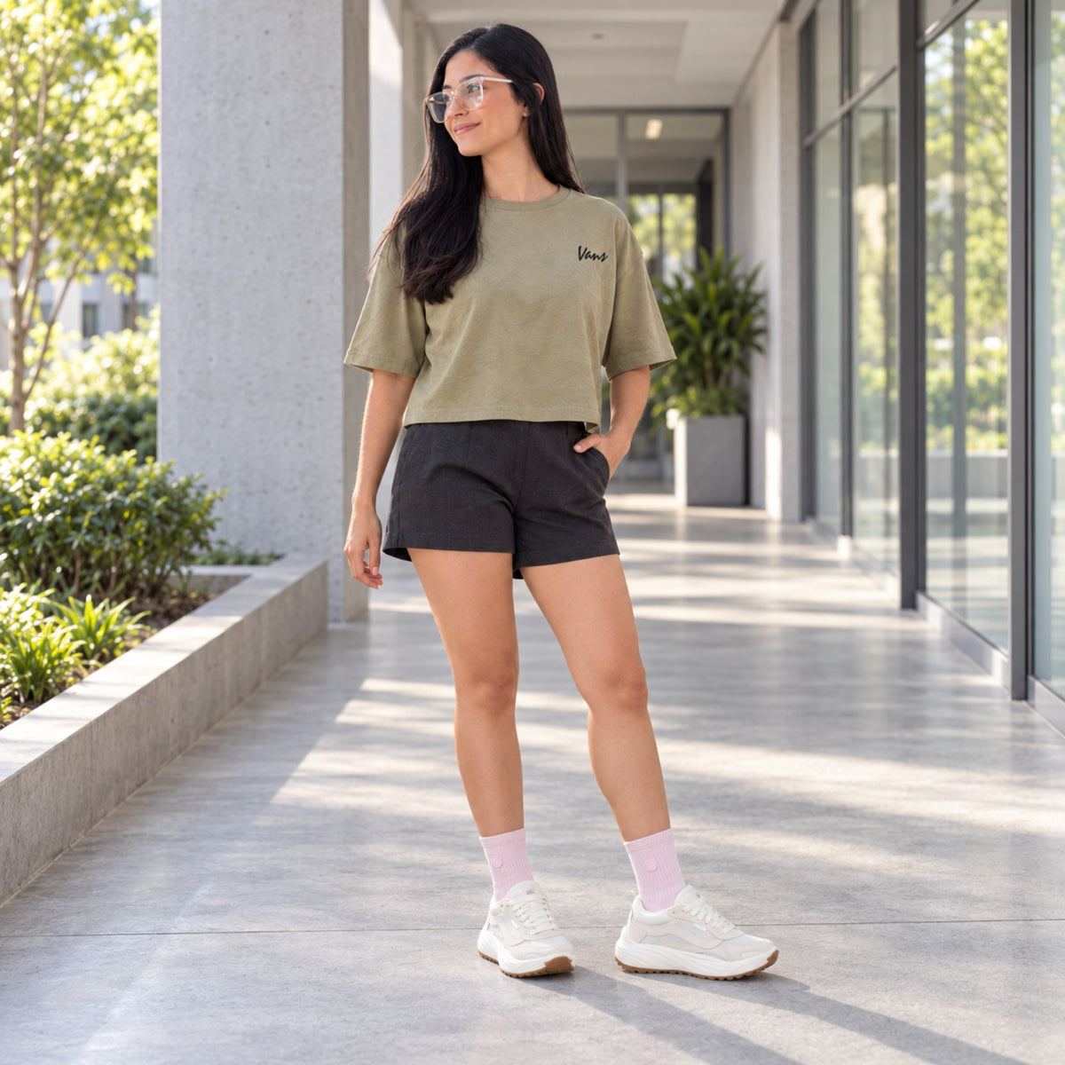 Look completo em pé: Tênis Vans UltraRange Neo 2.0 Unissex