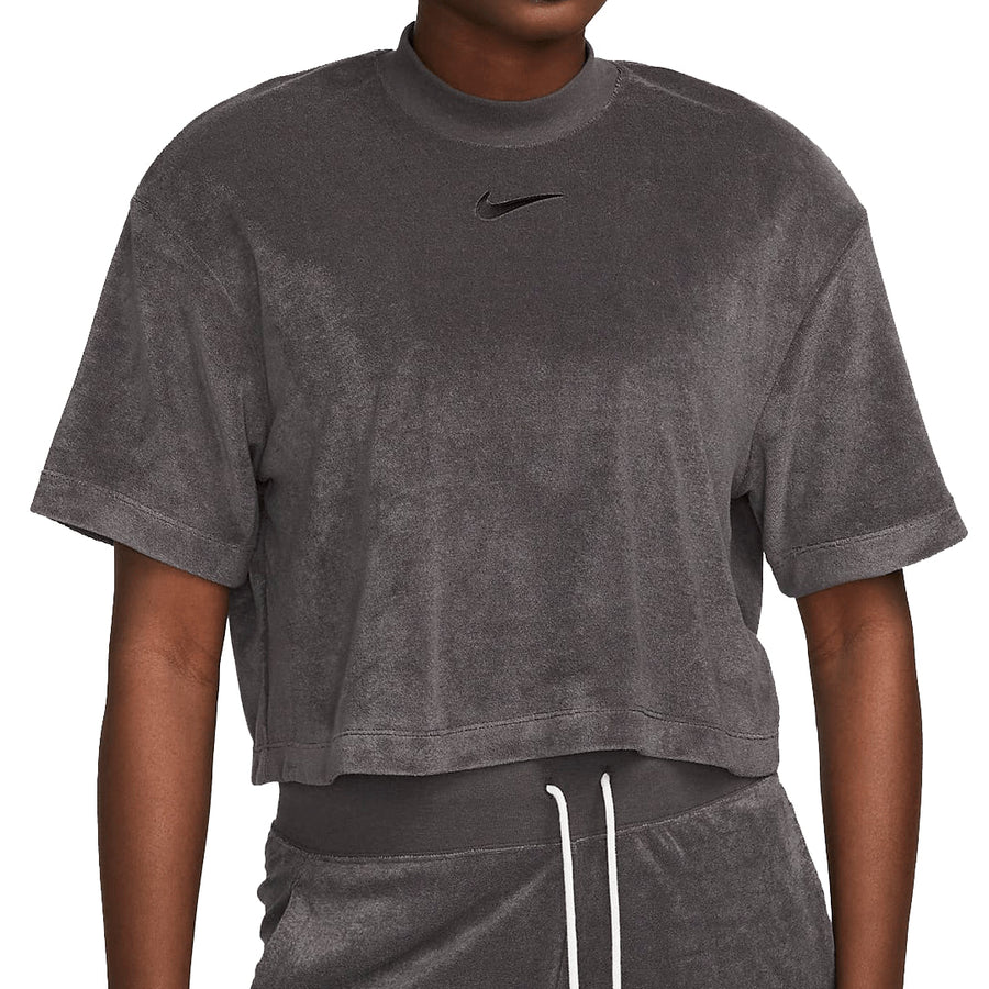Kit Nike Air Max 95 + Cropped Nike + Meia Nike — Camiseta e meia