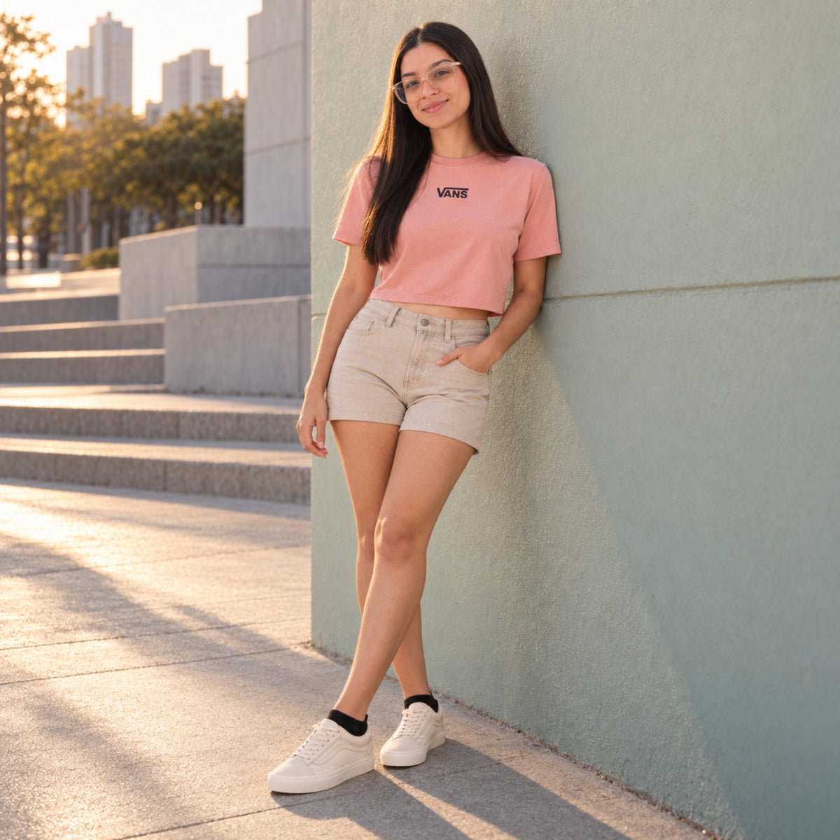 Look completo em pé: Tênis Vans Old Skool Feminino