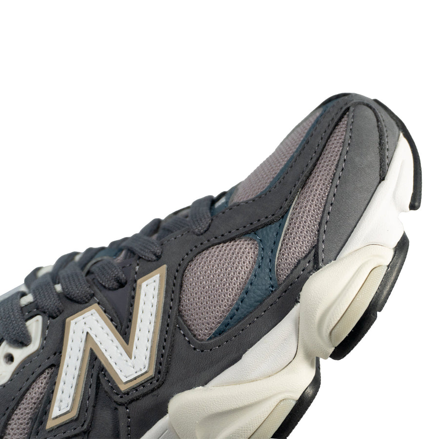 Tênis New Balance 9060 Unissex — Amortecimento em dupla densidade