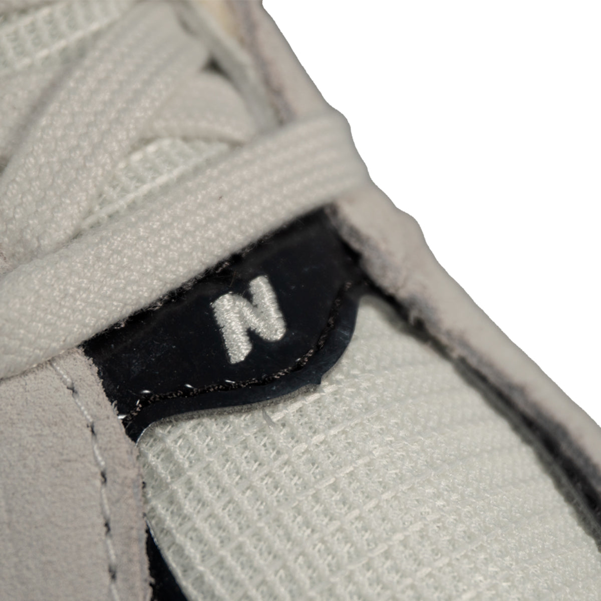 Tênis New Balance 9060 Unissex