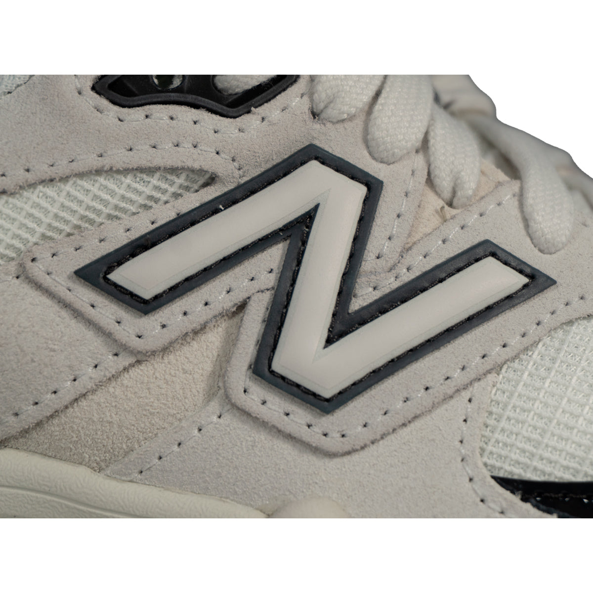 Tênis New Balance 9060 Unissex