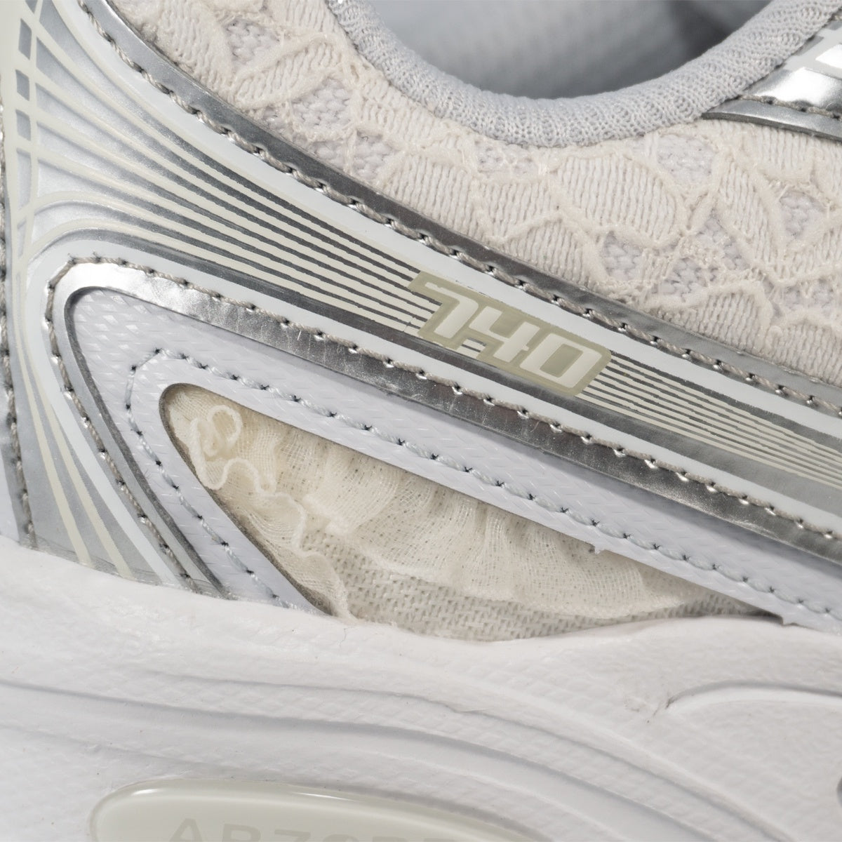 Tênis New Balance 740 Feminino