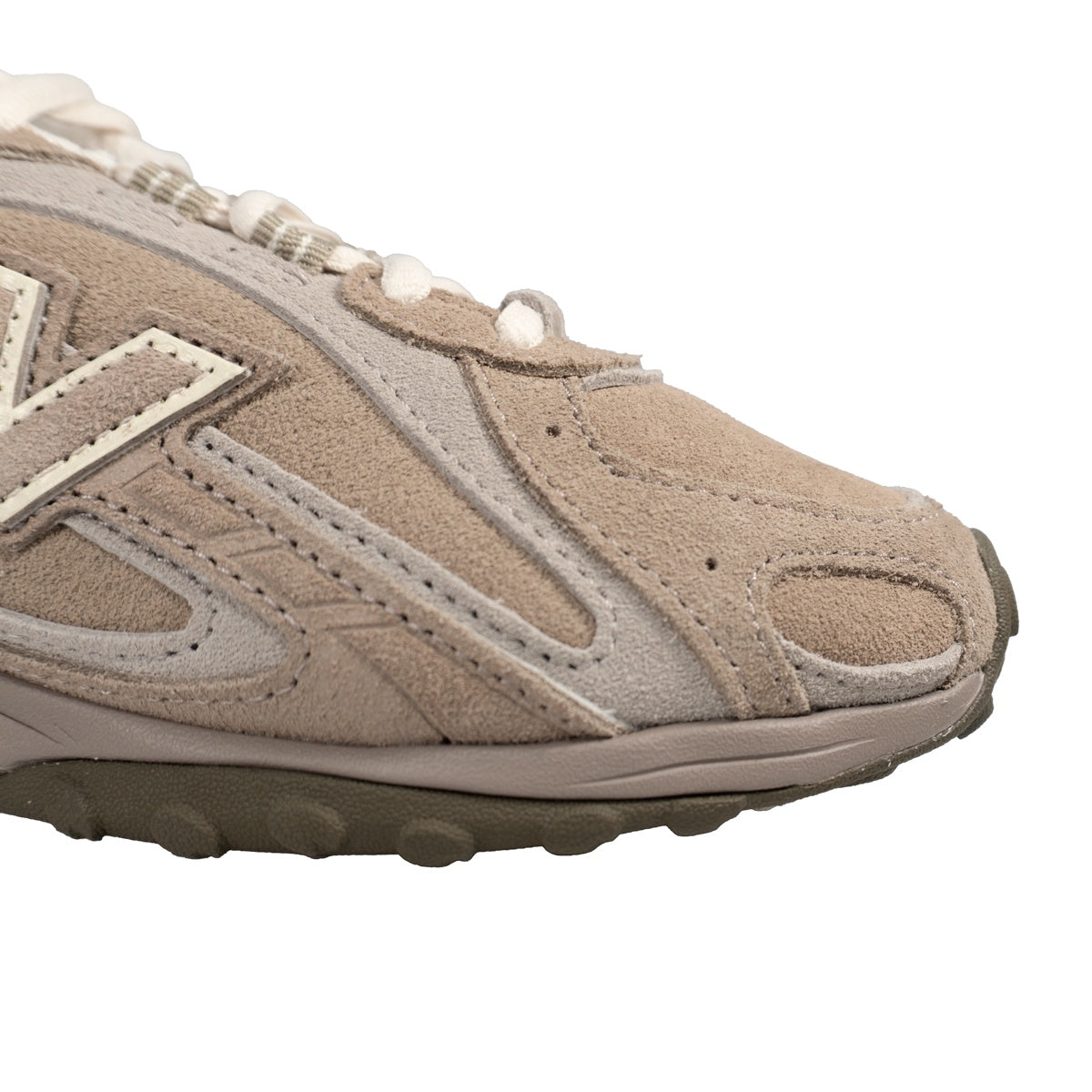 Tênis New Balance 204 L Feminino