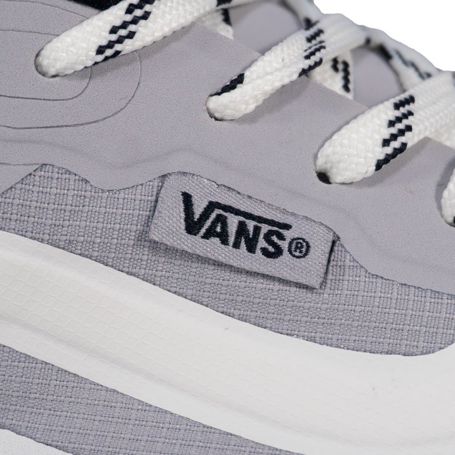 Tênis Vans Crosspath Unissex — A trama que segura o rasgo