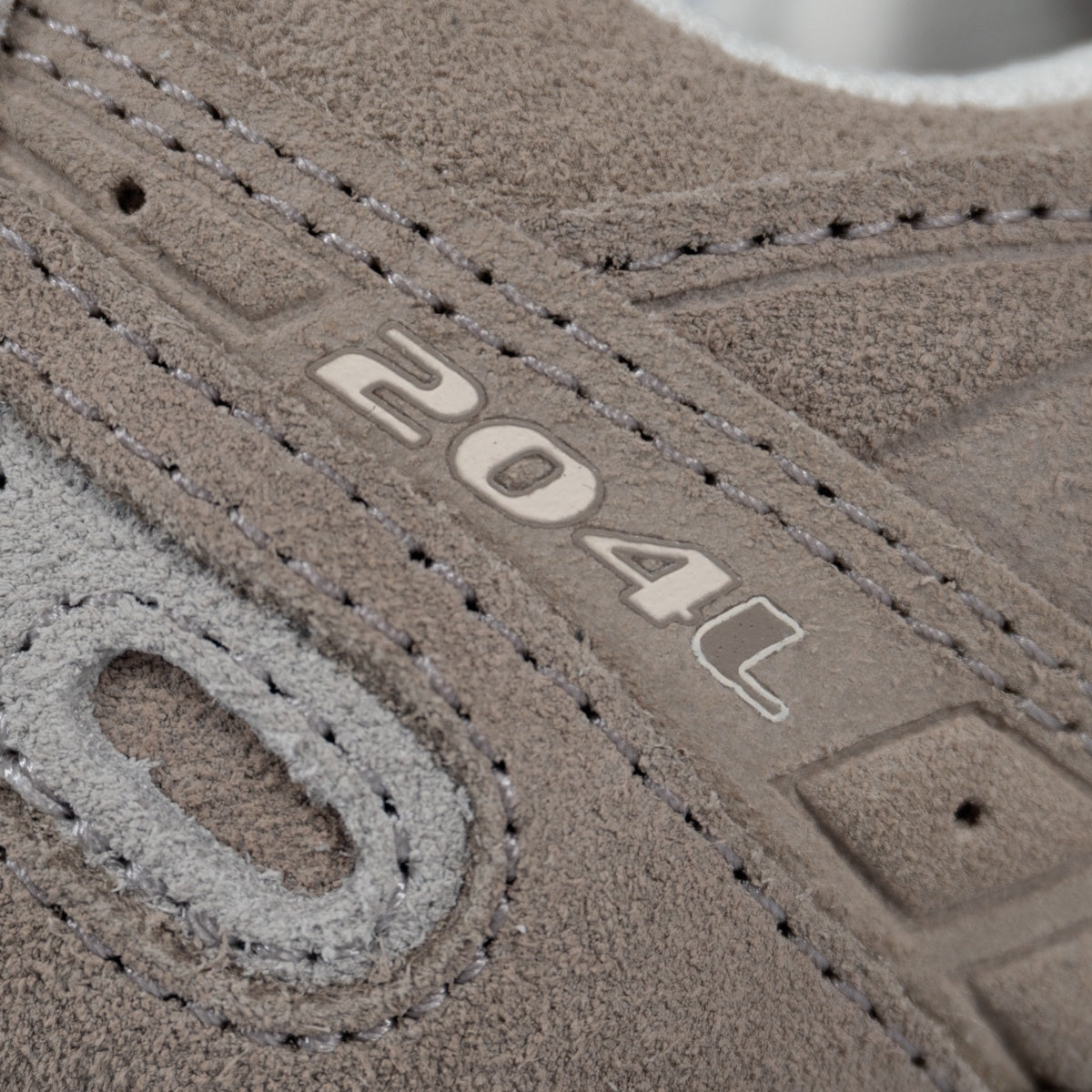 Tênis New Balance 204 L Feminino