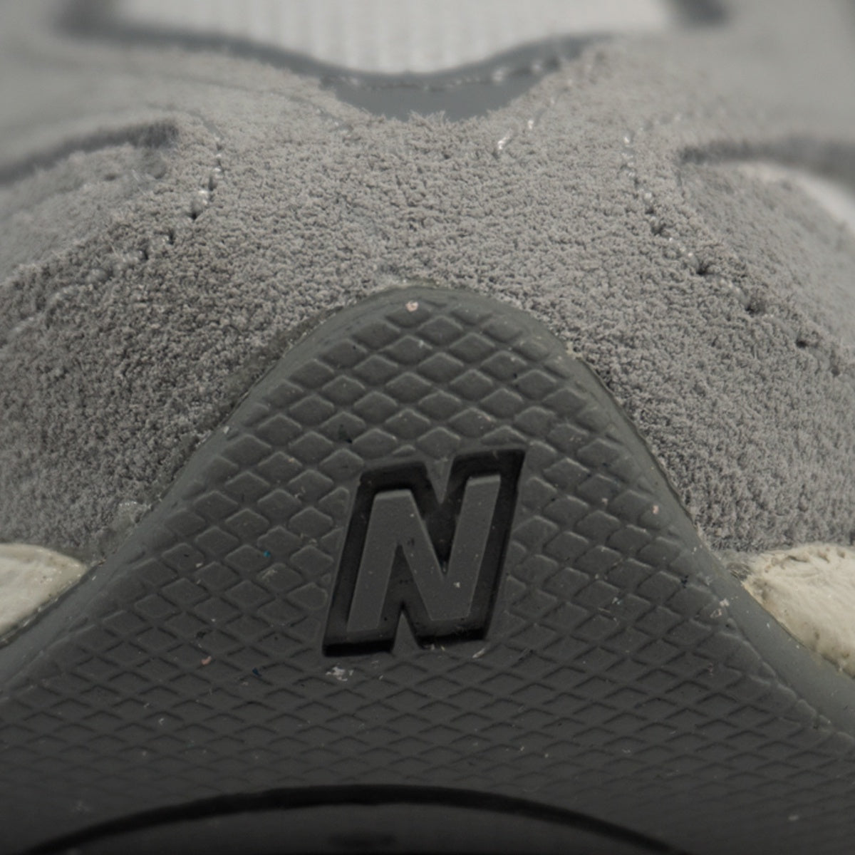 Tênis New Balance 9060 Unissex