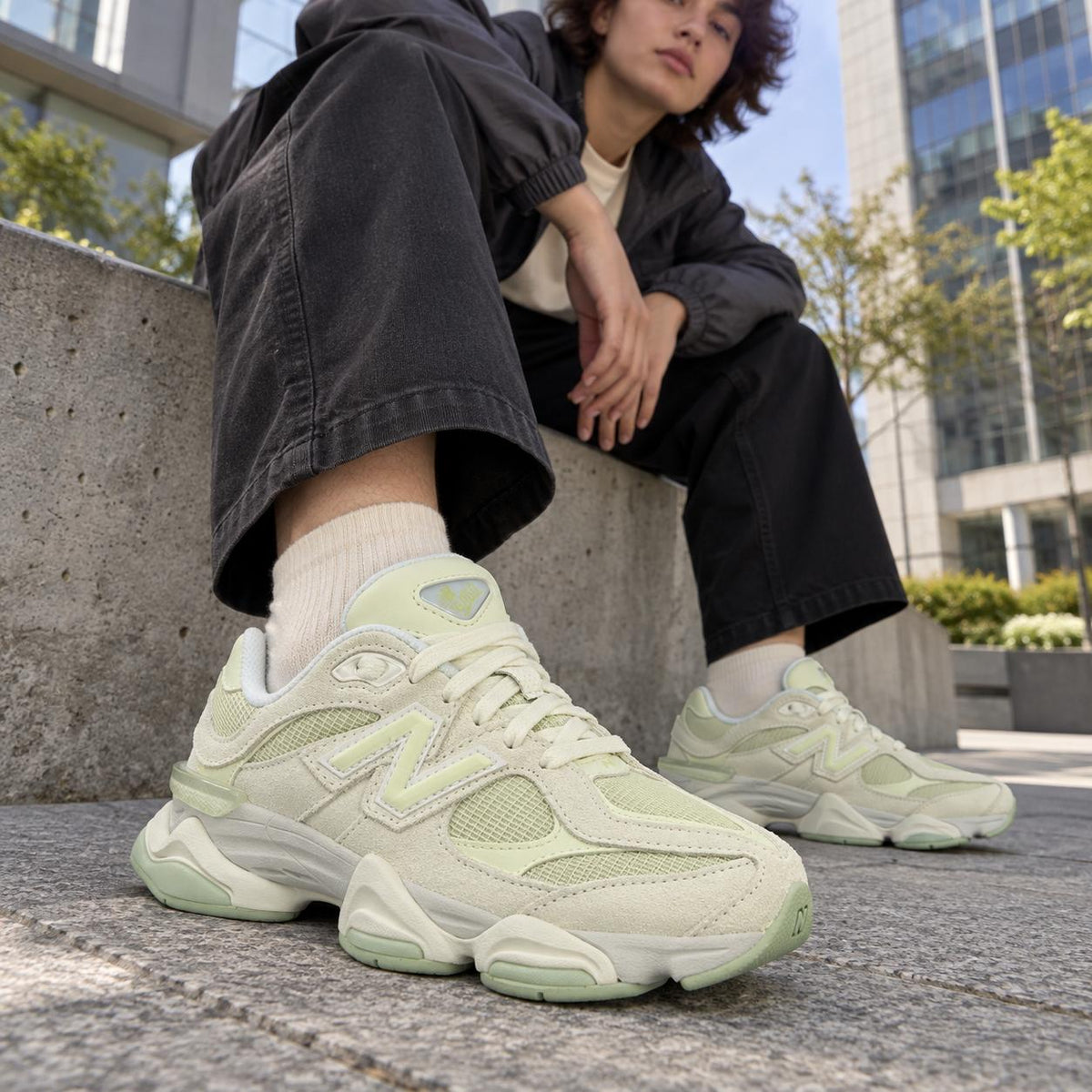 Tênis New Balance 9060 Unissex