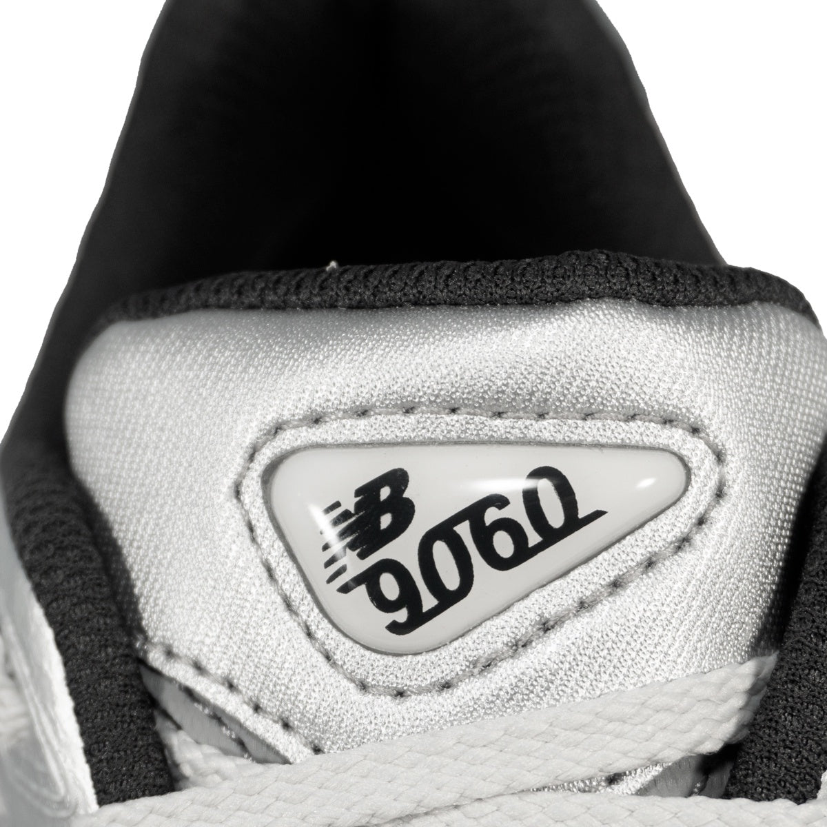 Tênis New Balance 9060 Unissex