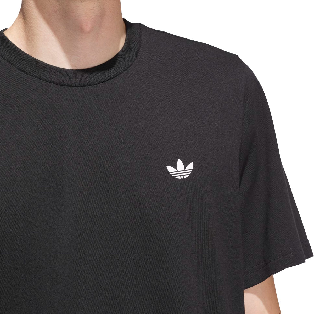 Camiseta Adidas Logo 4.0 Masculino — detalhe 1