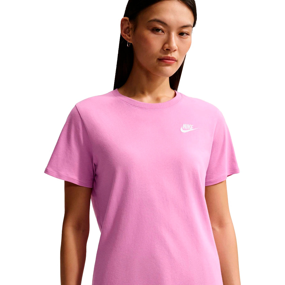 Camiseta Nike Sportswear Feminino — detalhe 1