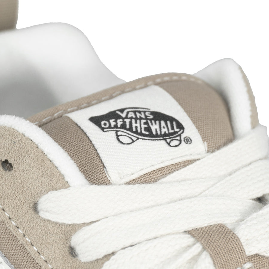 Tênis Vans Knu Skool Feminino — Solado com desenho quadriculado para mais firmeza
